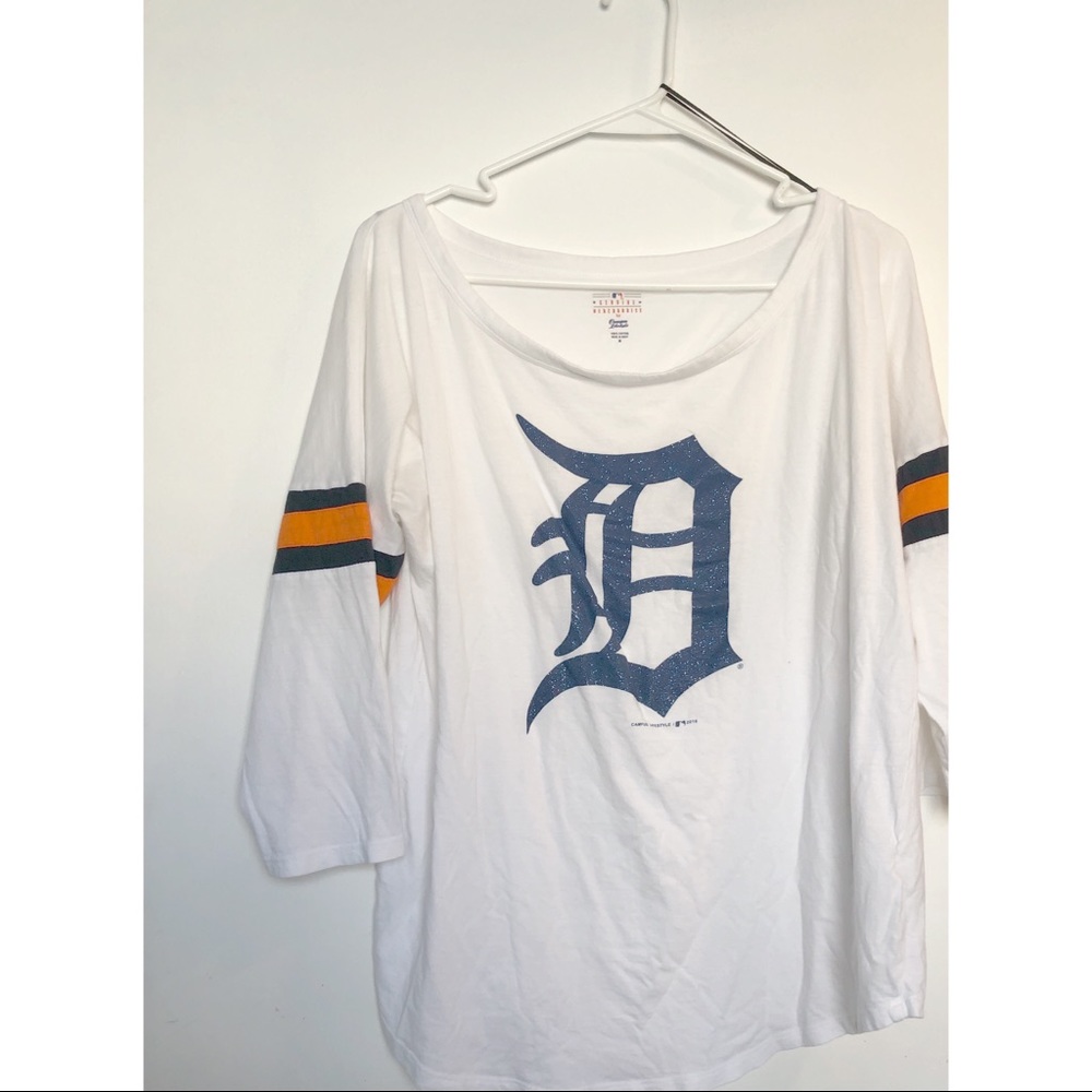Detroit tigers three quarter sleeve